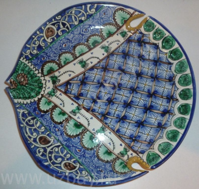 картинка тарелка в форме рыбы малая "Риштан" от магазина Vsekazany.com